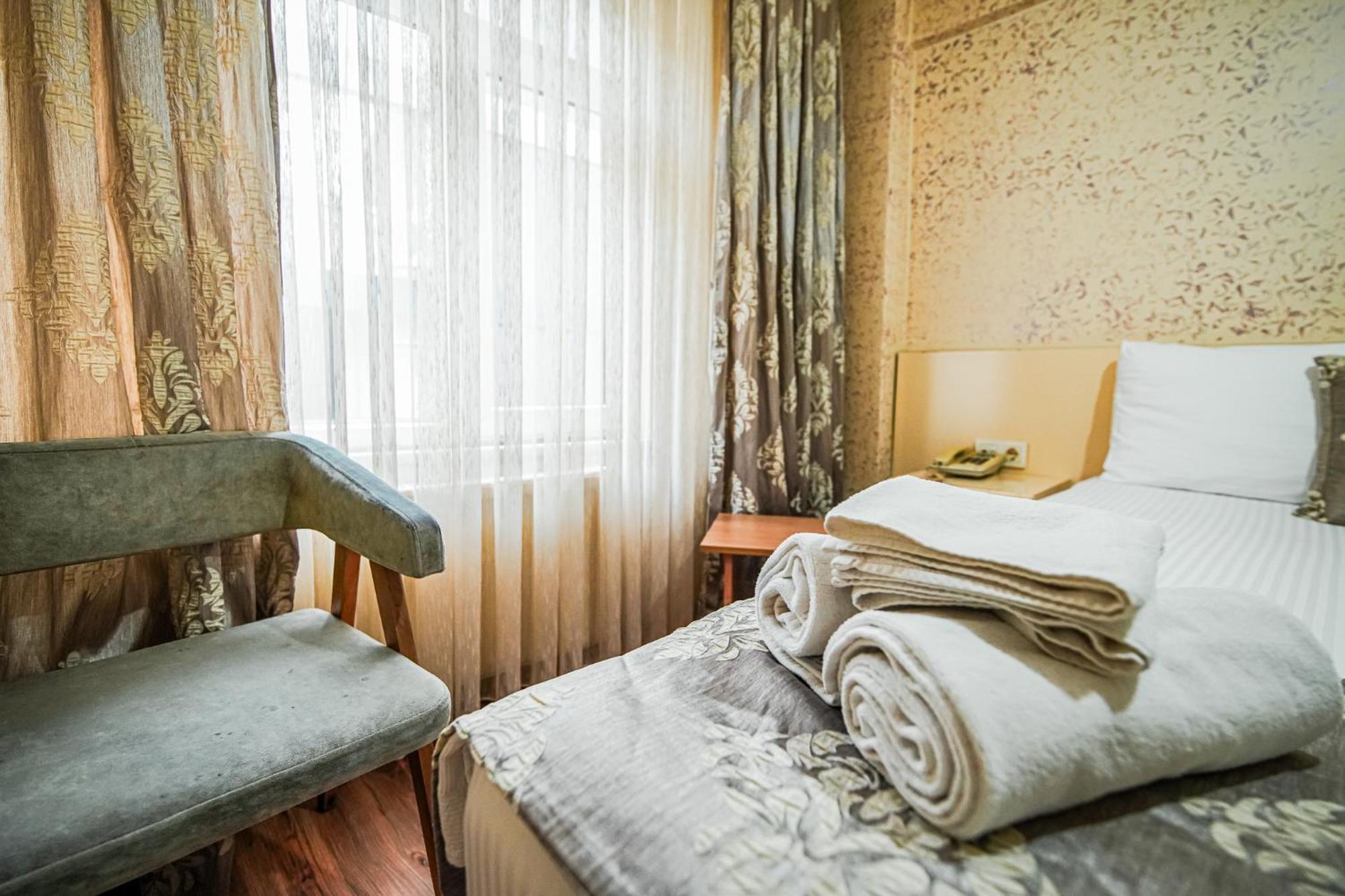 Sahra Otel Provincia di Provincia di Istanbul Esterno foto