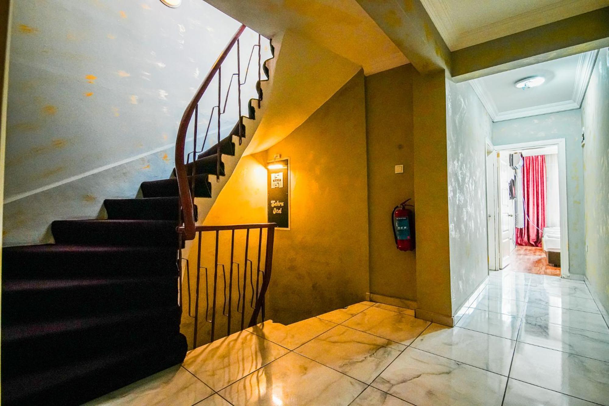 Sahra Otel Provincia di Provincia di Istanbul Esterno foto